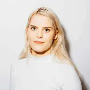 Ulrikke Falch, skådespelerska, feminist, aktivist, Skam