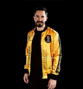 Alexander Slotte - Inspirerande föreläsare med över 20 års erfarenhet av försäljning, service och referensbaserade affärer som skapar resultat genom relationer